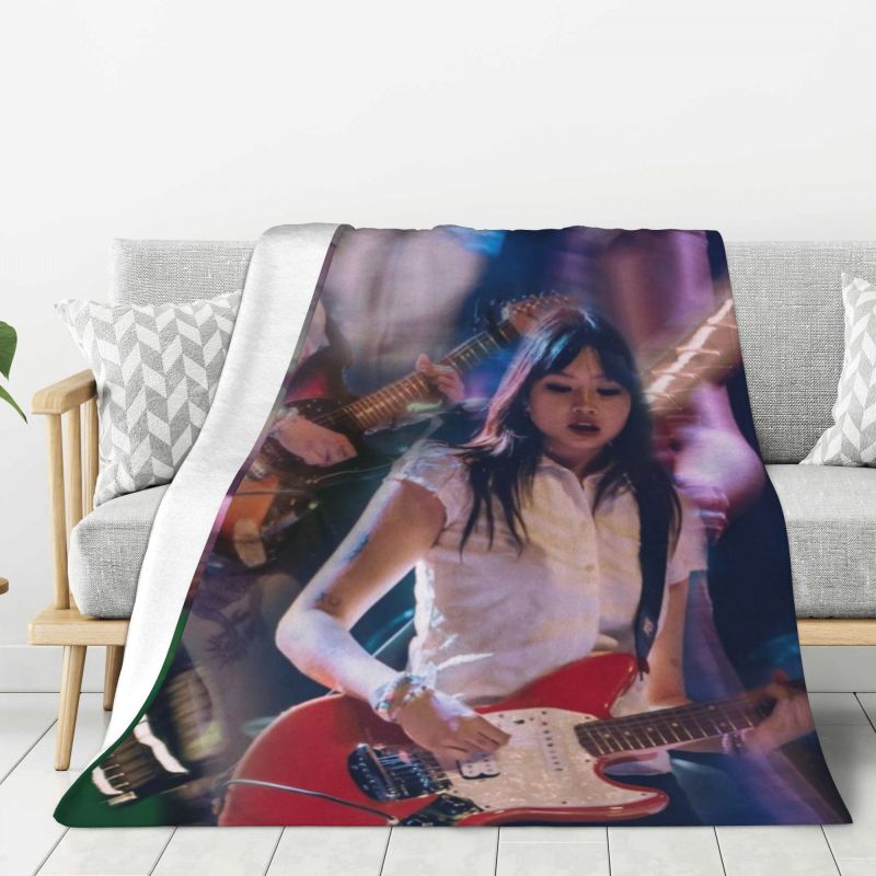Home Office British - Custom British Singer Beabadoobee Blanket 3D